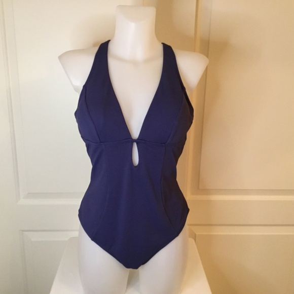 Women's Deep V Neck Keyhole Cutout O Ring Textured One Piece Bathing Suit - Picture 4 of 8